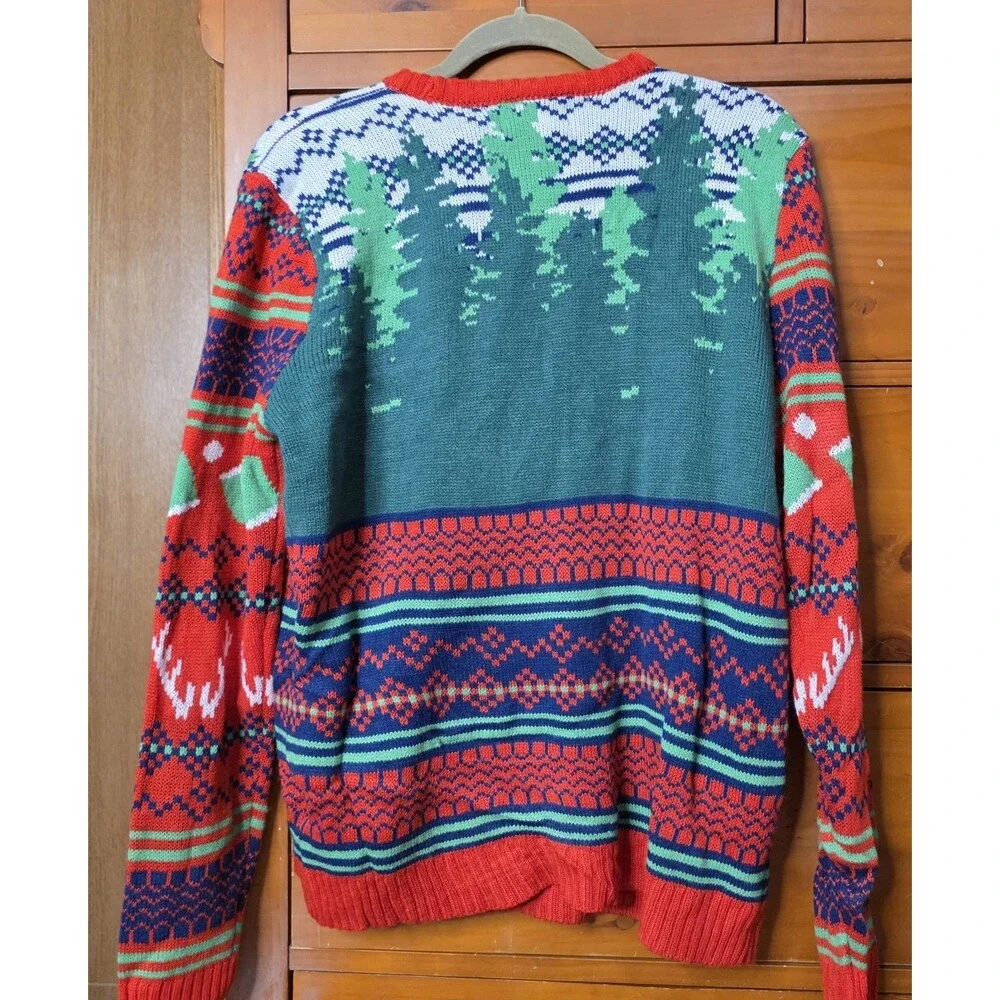 Blizzard Bay Ugly Christmas Sweater Size Medium Deer Hunting Holiday Drinking
